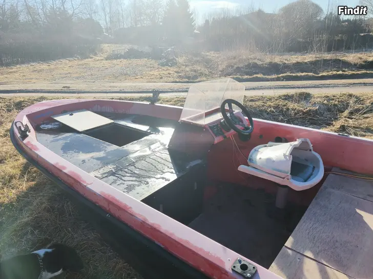 Myydään Särki 420 fiskebåt utan motor