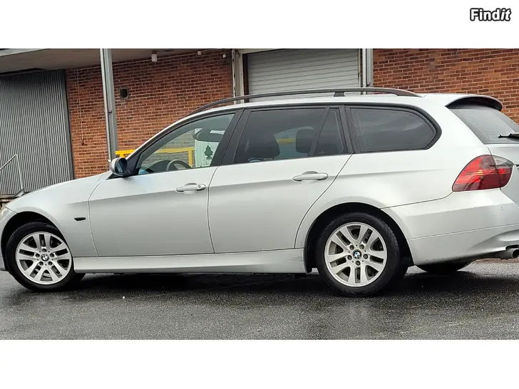 Myydään Bmw 318i