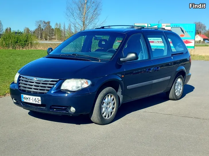 Myydään Chrysler Grand Voyager SE 2.8 CRD AT 2 HENGEN PAKU