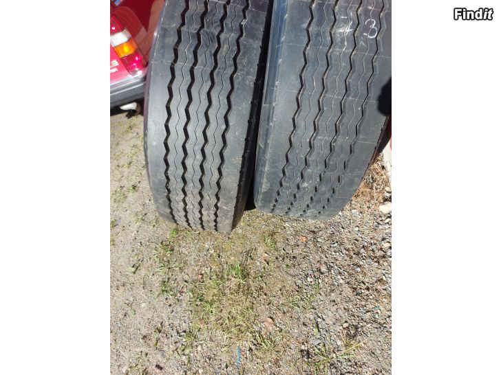 Säljes 385/65 R 22.5 renkaat 2kpl