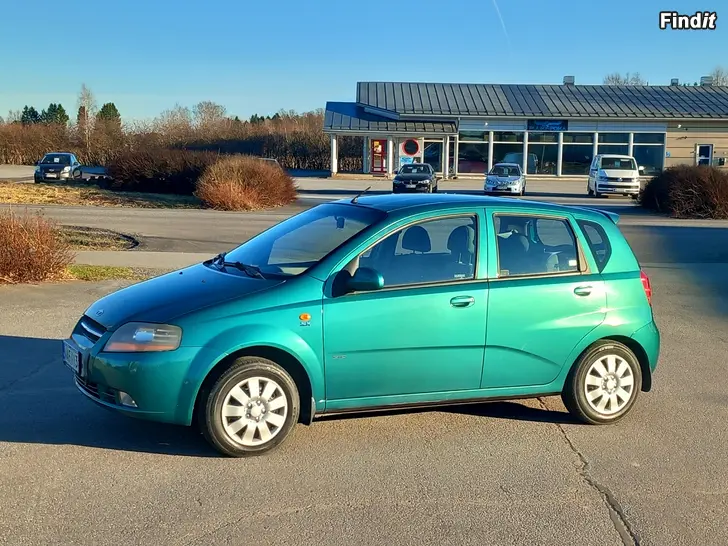 Myydään Daewoo Kalos SX 1.4 Bensa AC 5-ov