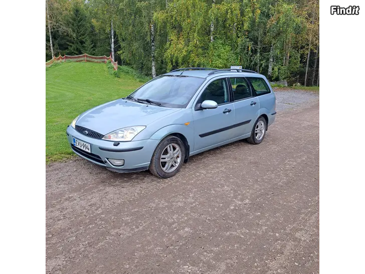 Myydään Ford Focus 1.6 bensa manuaali vm 2004