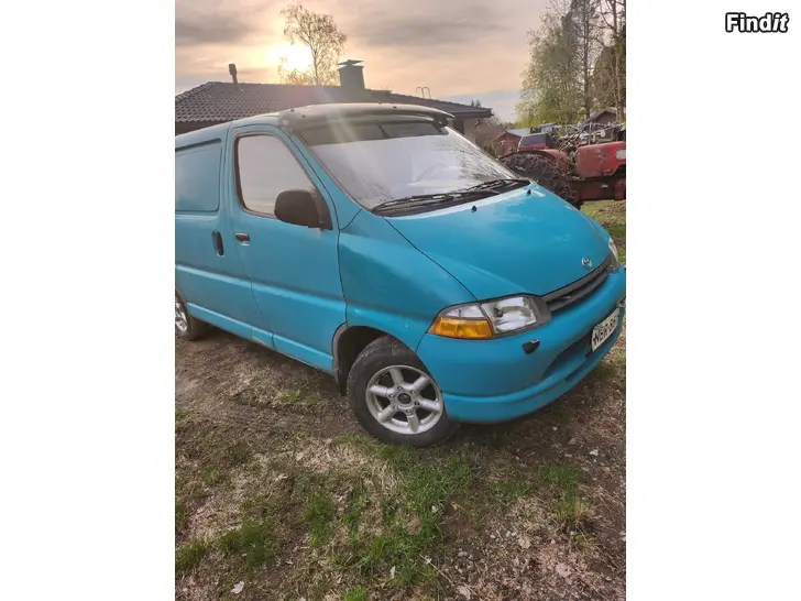 Myydään Toyota hiace