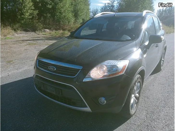 Myydään Ford Kuga 2,0 TDCi manuaali 2009 varaosina
