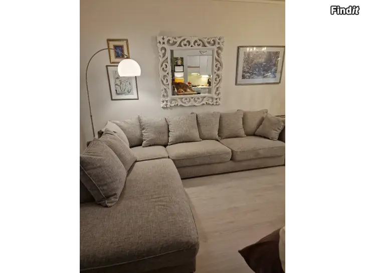 Myydään Iso kulmasohva
