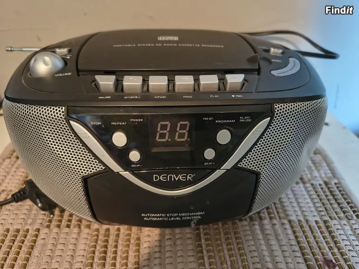 Myydään Denver cd kasettiradio