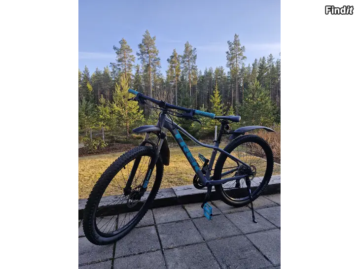 Myydään Trek Marlin S