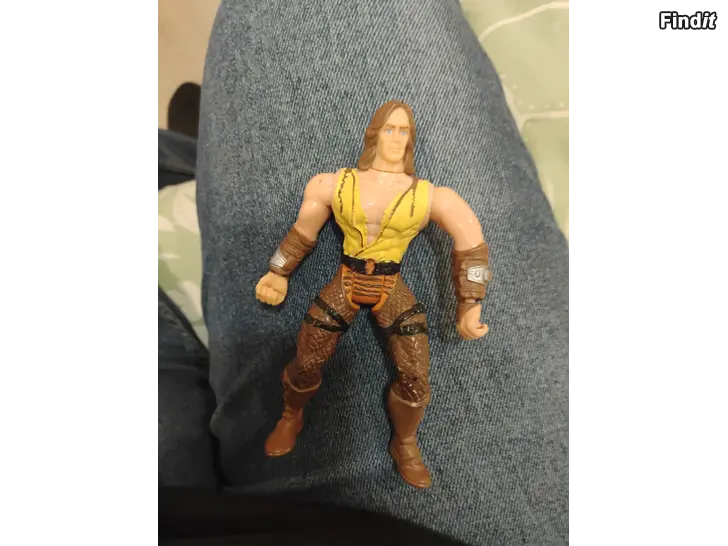 Myydään Kaksi lelu figuuria