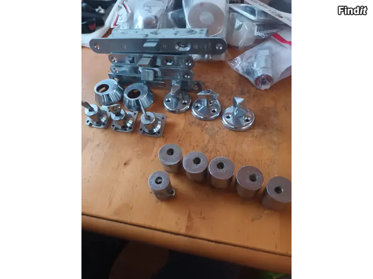 Säljes Lukkopesiä/runkoja