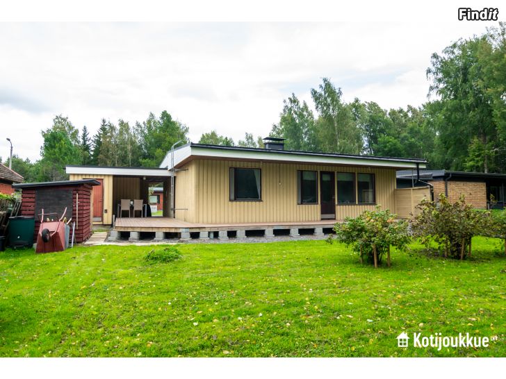 Säljes 3R +K +BDR + B+ GARAGE  89/101m2  i  Korsnäståget