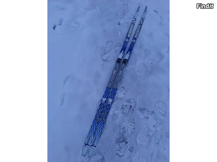 Säljes Karhu klassiska skidor