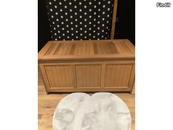 Säljes Förvaringslåda