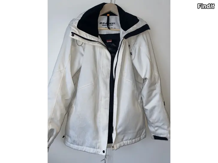 Säljes Everest winter jacket