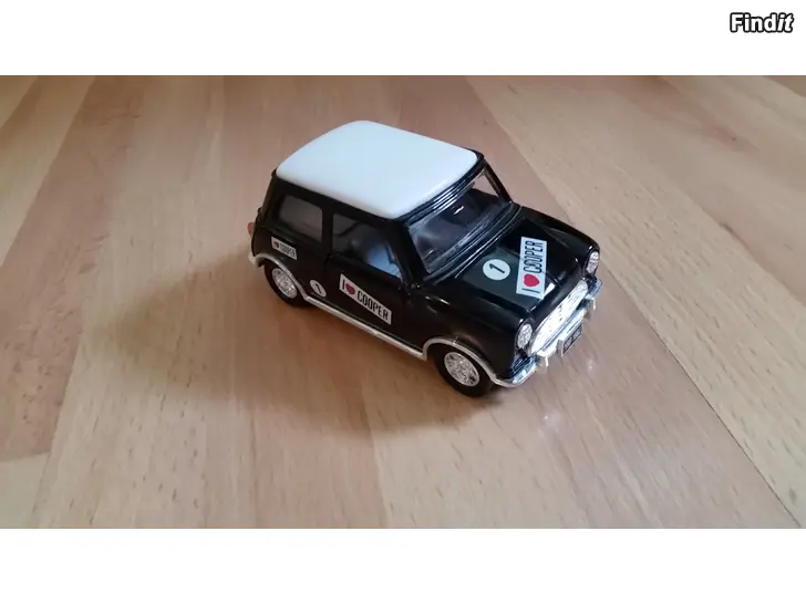 Myydään Musta Mini Cooper pienoismalli Pull-Back and Release -hinta 10e