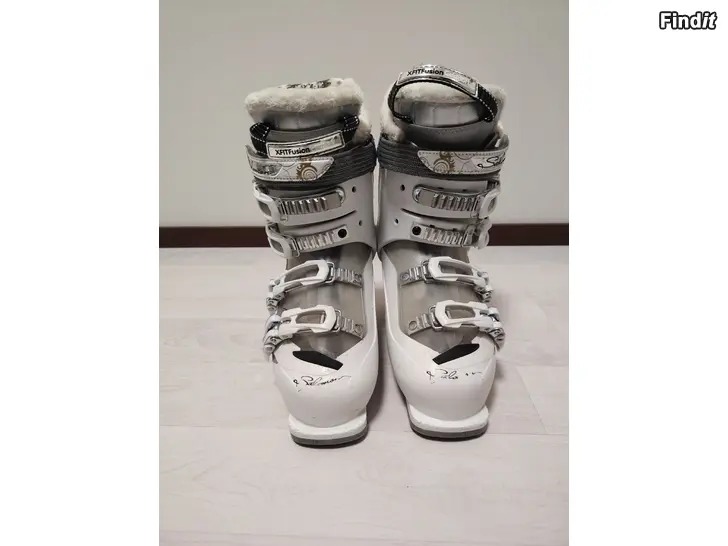 Myydään Laskettelumonot SALOMON