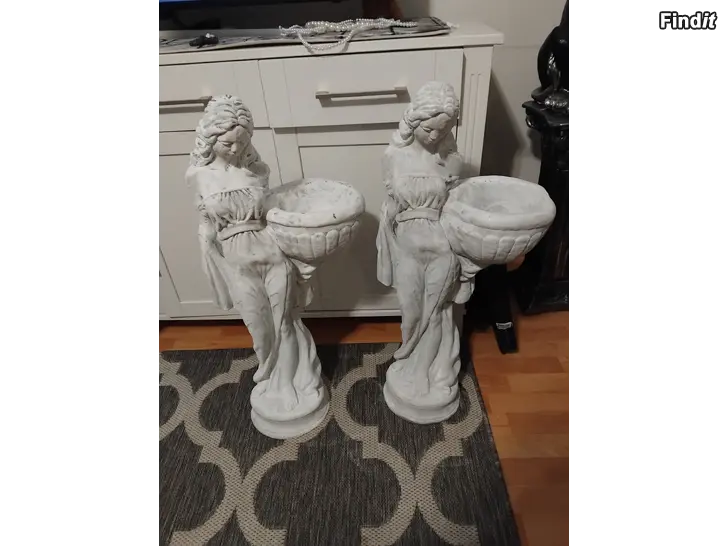 Myydään Betoni patsas uusia