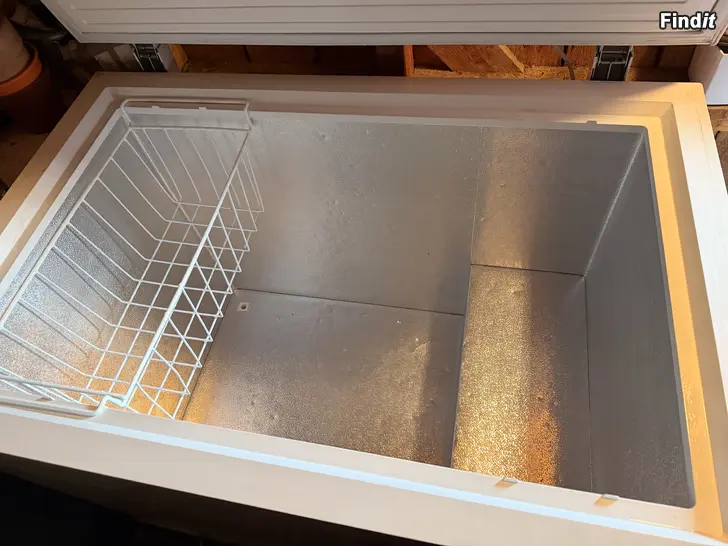 Säljes Frysbox