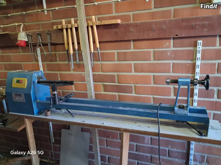 Säljes Träsvarv och flismaskin