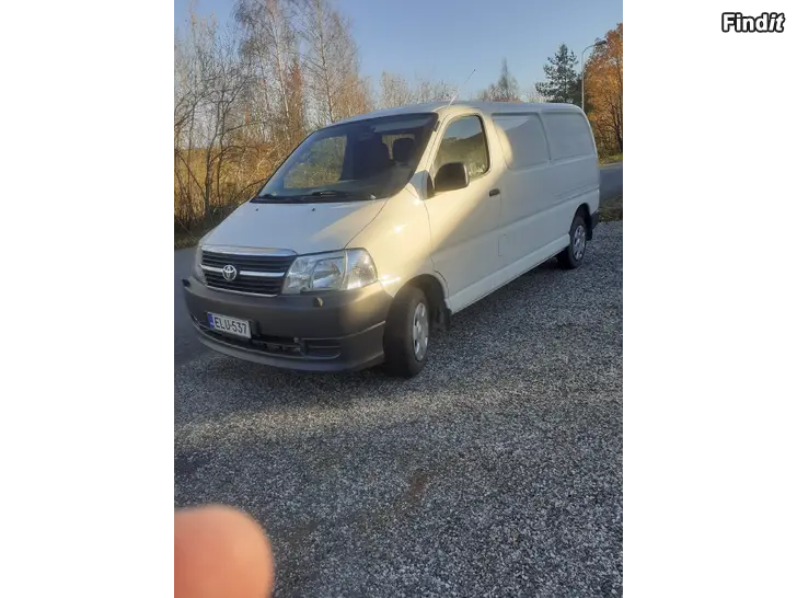 Myydään Toyota Hiace