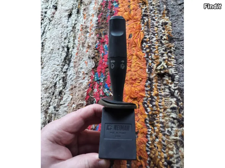 Myydään monitoimikatkaisin pyyhkijät