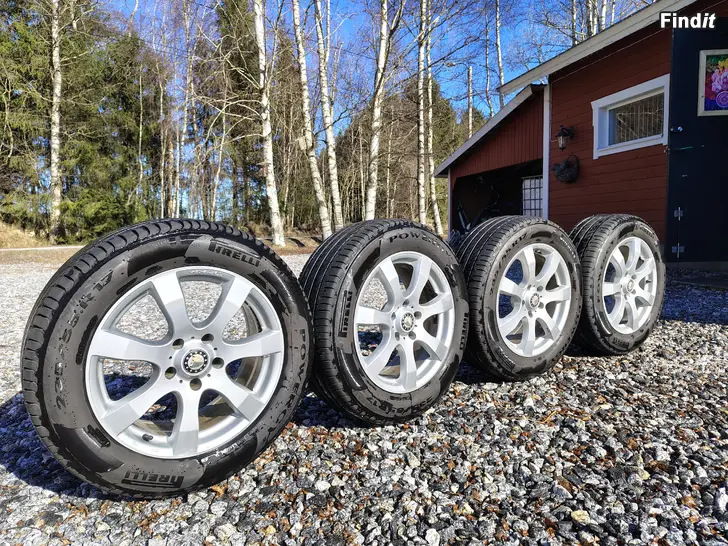 Myydään 235/55 r17 5×120