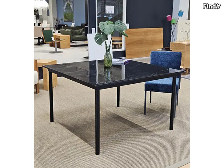 Myydään MUUTTOMYYNTI - Helsinki pöytä 120cm