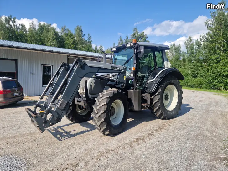 Säljes Valtra N92 med lastare