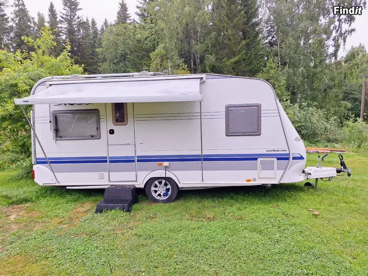 Säljes Snygg Husvagn Hobby 460 UFE Excellent easy
