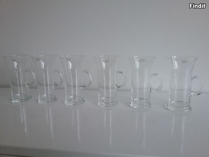 Säljes Arabia irishcoffe glas med etikett. Bacardi shotglas,  mm