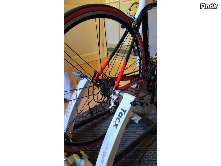 Myydään Wilier Izoard inkl trainer och dator