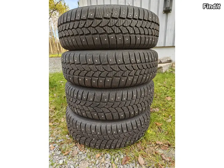 Säljes Vinterdäck i riktigt bra skick