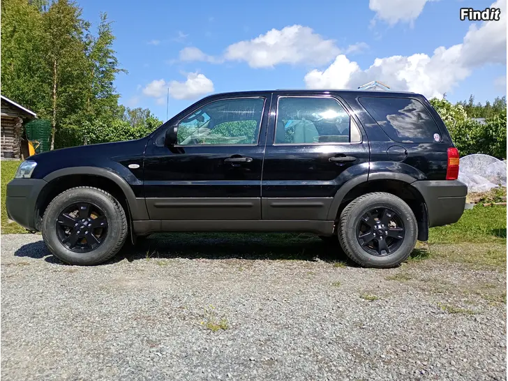 Säljes Ford Maveric 4x4 2,3