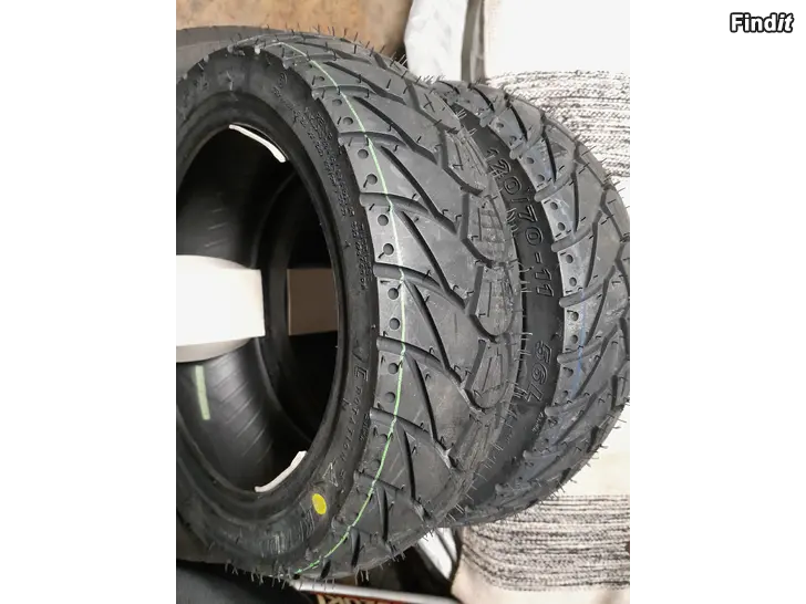 Säljes 120 70 11  kitkarengas pari skootteri mopo