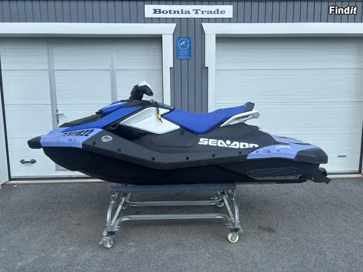 Myydään Sea-Doo Spark 2-Up 2024 innehåller moms