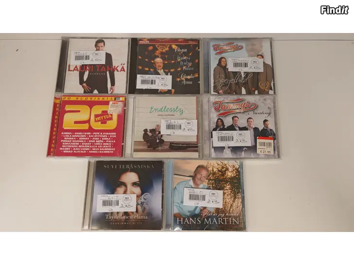 Myydään CD levyt poppia, iskelmää, rokkia, klassista