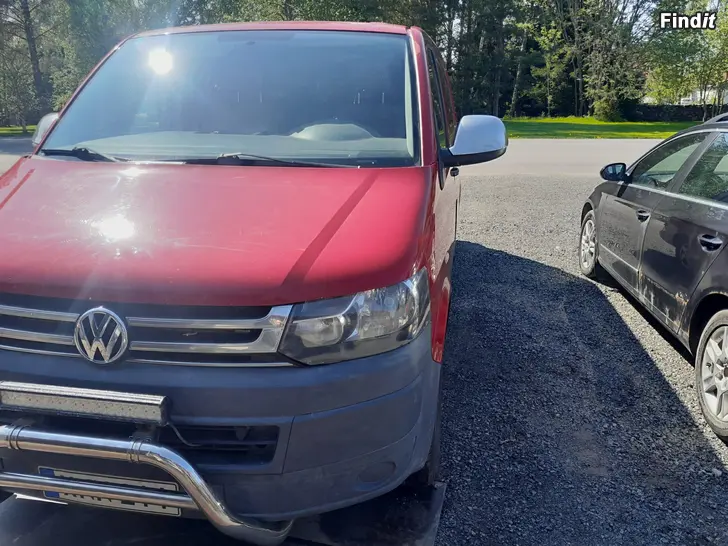 Myydään Volkswagen Transporter 2010