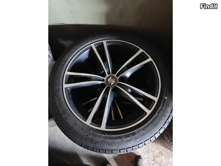 Säljes Sommardäck + Fälg