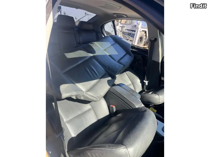 Säljes BMW 320i 2005