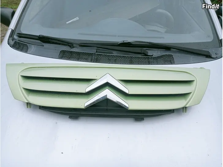 Myydään Citroen C3 2008 maski 9653053777