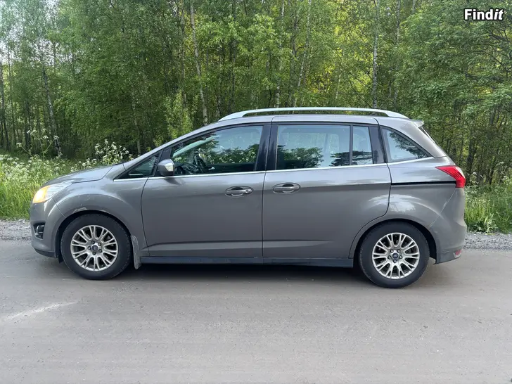 Säljes Ford C-Max Grand 2.0 Diesel 7p-2012