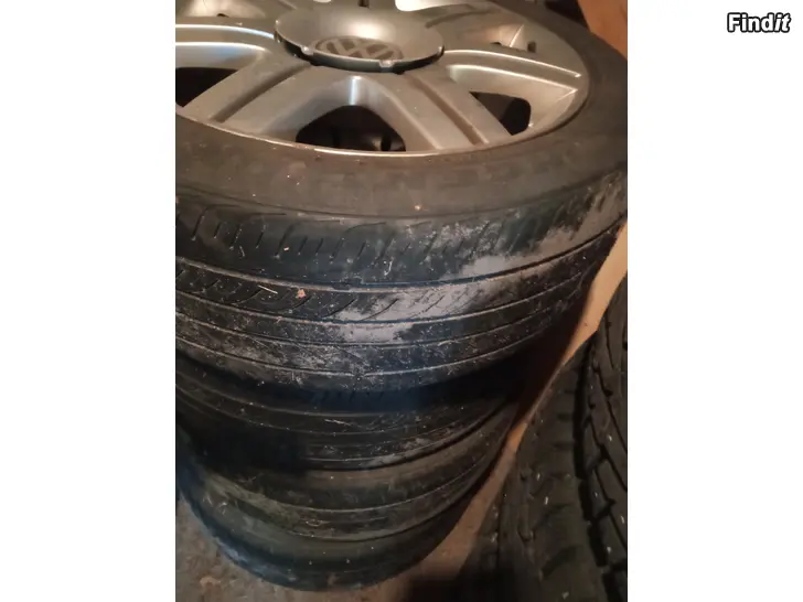 Säljes Vw fälgar+däck 5 x112 17tum