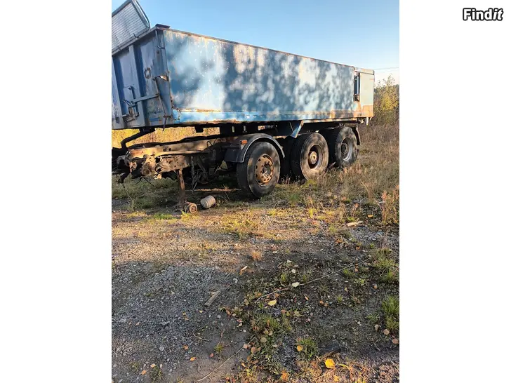 Säljes L bil scania under rede