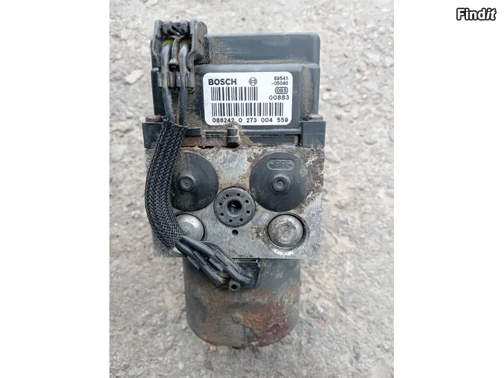 Myydään Toyota Avensis 2001 ABS-yksikkö Bosch 0273004559