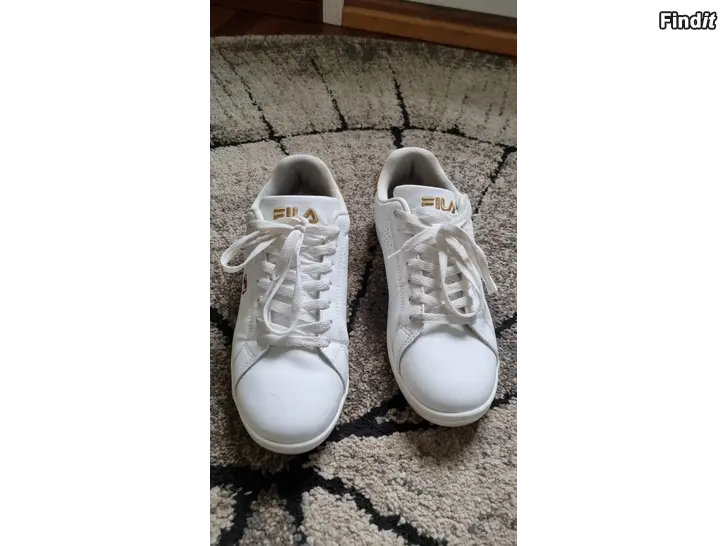 Myydään Kengät FILA JA JACKJONES