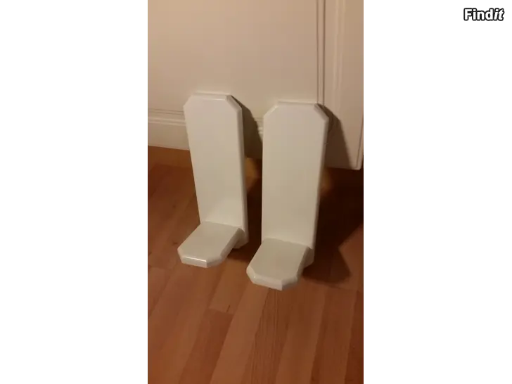 Myydään 2kpl valkoinen puuhylly seinähylly 3e