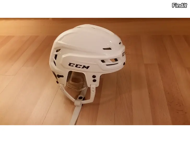 Myydään CCM Tacks 110 valkoinen jääkiekkokypärä koko S 20e