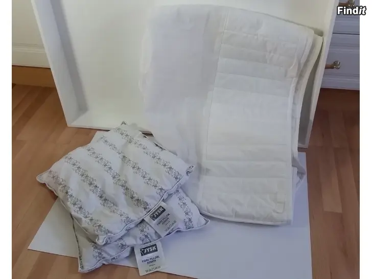 Myydään 2kpl Jysk Junior kuitutyyny ja Ikea pinnasängynsuoja LEN