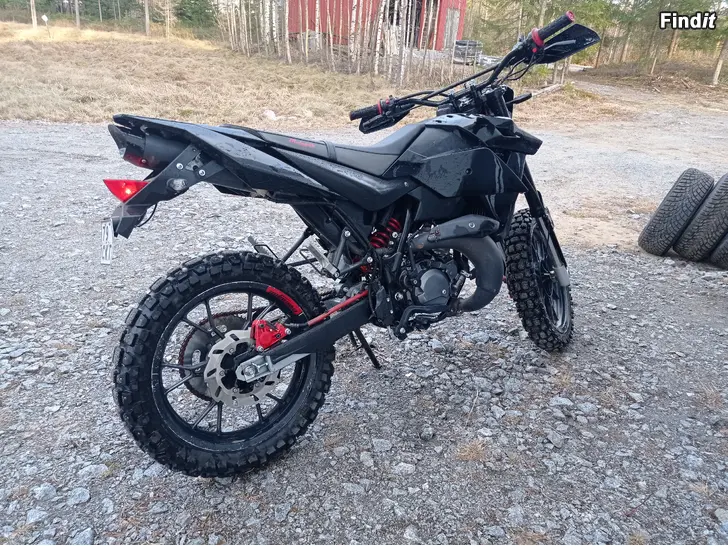 Myydään Malaguti XSM50 -20