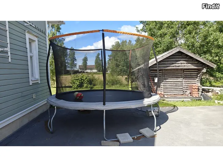 Säljes Studsmatta/trampolin