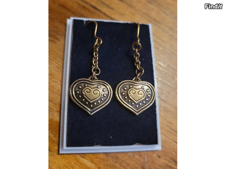 Myydään Kalevala Eura örhängen i brons